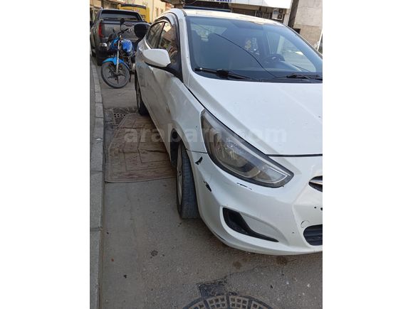 Sahibinden Hyundai Accent Blue 1.4 CVVT Mode 2016 Model
