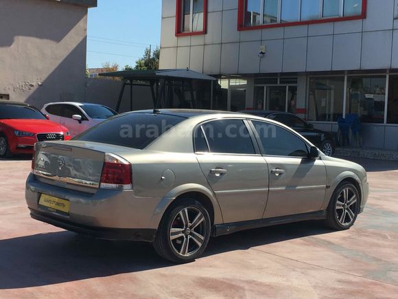 GÜNEŞ OTOMOTİVDEN 2004 MODEL OPEL VECTRA 