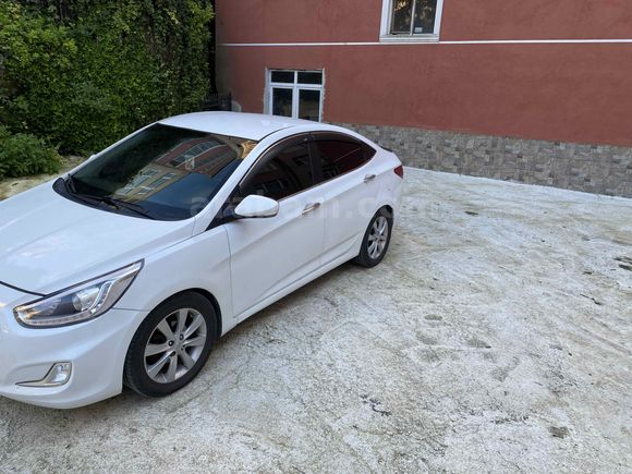 Sahibinden Hyundai Accent Blue 1.6 CRDI Prime 2015 Model 