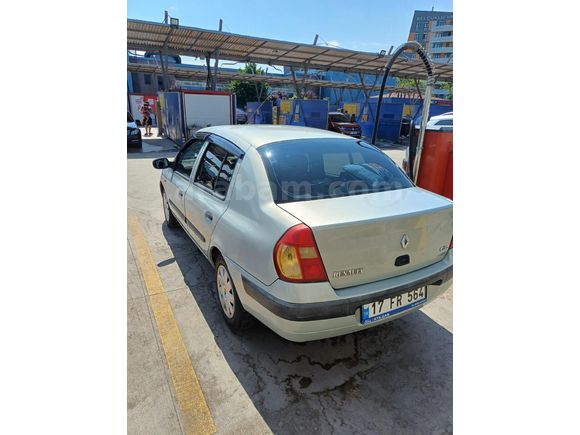 Sahibinden Renault Clio 1.4 Authentique 2003 Model