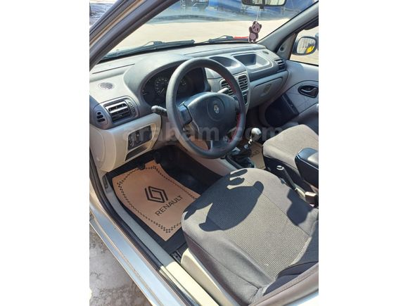 Sahibinden Renault Clio 1.4 Authentique 2003 Model