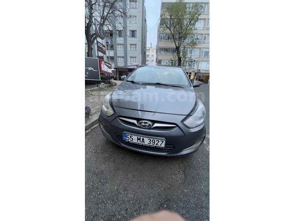 Sahibinden Hyundai Accent Blue 1.6 CRDI Biz 2012 Model  435.885 km Gri