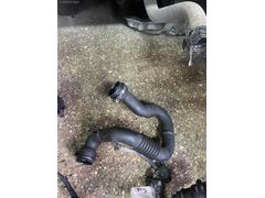 Renault Trafic 2.0 turbo borusu orjinal