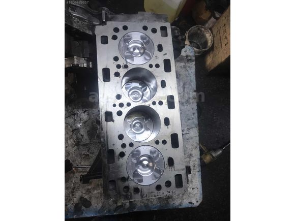 Master 2 motor 2.5 sıfır revizyon edilmiş