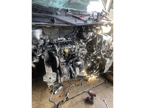 M9R Trafic 2.0 motor orijinal dolu