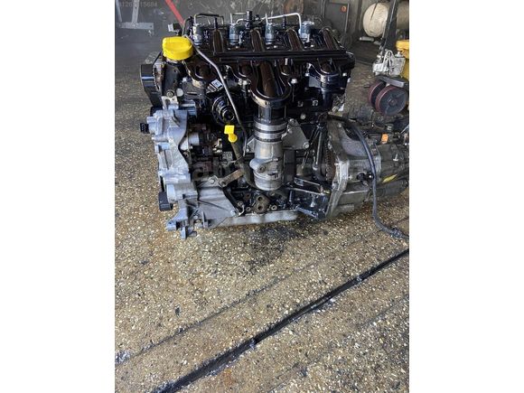 Renault Master 2 2.5 motor
