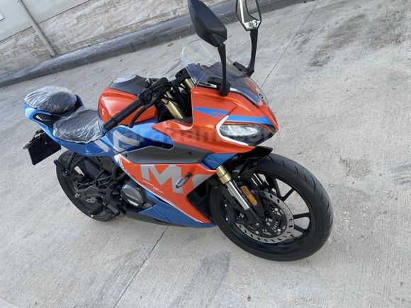 Sahibinden sıfır 60 km de CFmoto 250SR 