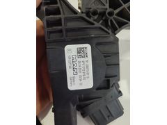 81259706110 man tgx tga gaz pedalı