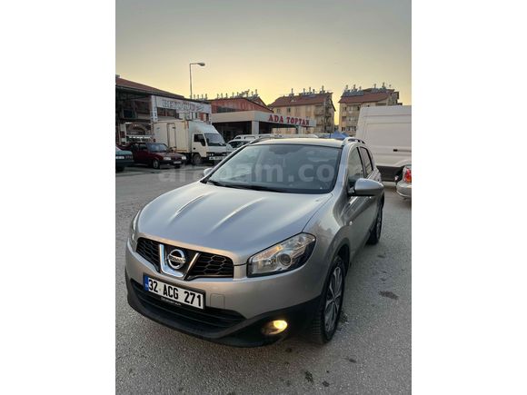 Sahibinden Nissan Qashqai 1.5 dCi hatasız boyasız  tremersiz