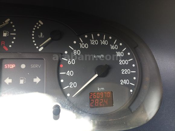 Sahibinden Renault Clio 1.4 RNA 2001 Model