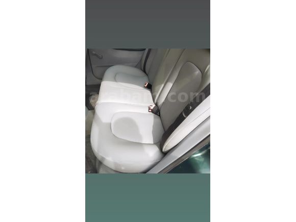 Sahibinden Skoda Fabia 1.4 Comfort 2001 Model  235.000 km Yeşil