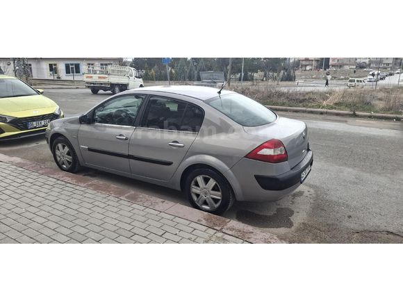 Sahibinden Renault Megane 1.6 Dynamique 2004 Model
