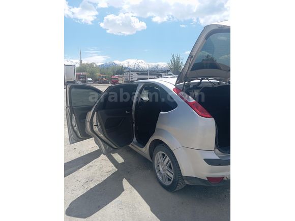 Sahibinden Ford Focus 1.6 TDCi Ghia 2007 Model