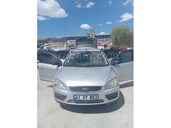 Sahibinden Ford Focus 1.6 TDCi Ghia 2007 Model