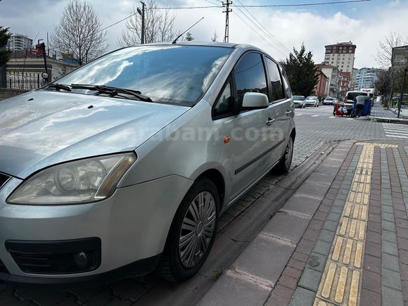 SAHİBİNDEN AĞIR BAKIMLARI YAPILMIŞ GENİŞ AİLE ARACI