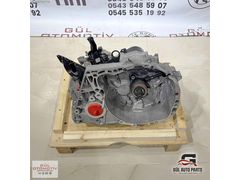 RENAULT MEGANE 1.6 16V BENZİNLİ SIFIR ŞANZIMAN