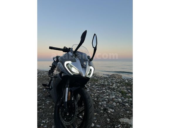 TEMİZ SAHİBİNDEN CFmoto 250SR