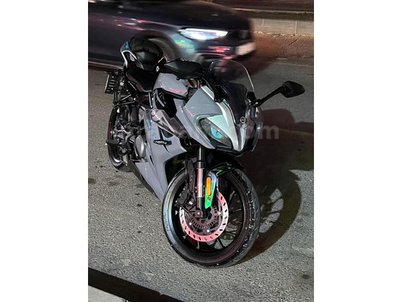 TEMİZ SAHİBİNDEN CFmoto 250SR