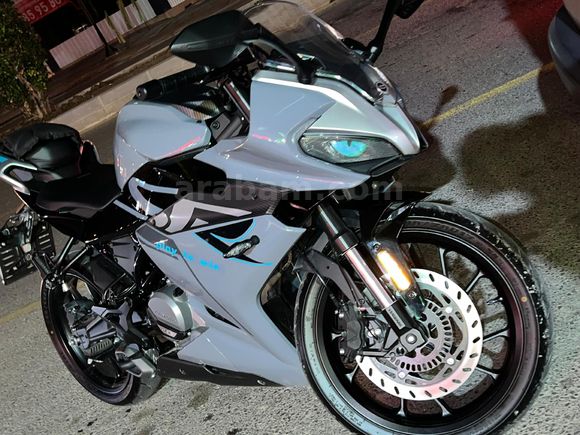TEMİZ SAHİBİNDEN CFmoto 250SR
