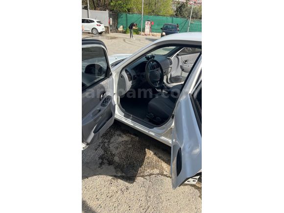 Sahibinden Hyundai Accent 1.6 Admire 2005 Model