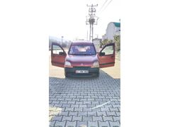 Sahibinden Otomobil Ruhsatlı Klimalı Temiz Renault Kangoo 1.4 RTE 2000 Model