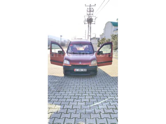 Sahibinden Otomobil Ruhsatlı Klimalı Temiz Renault Kangoo 1.4 RTE 2000 Model