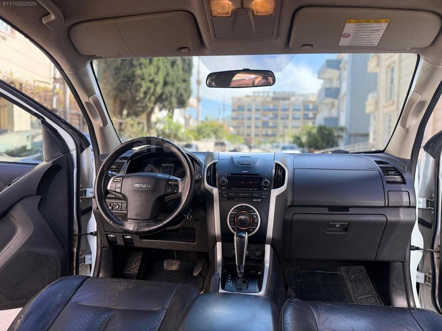 Galeriden Isuzu D-Max 2.5 4x4 V-Cross 2014 Model Hatay 208.000 km Beyaz 4