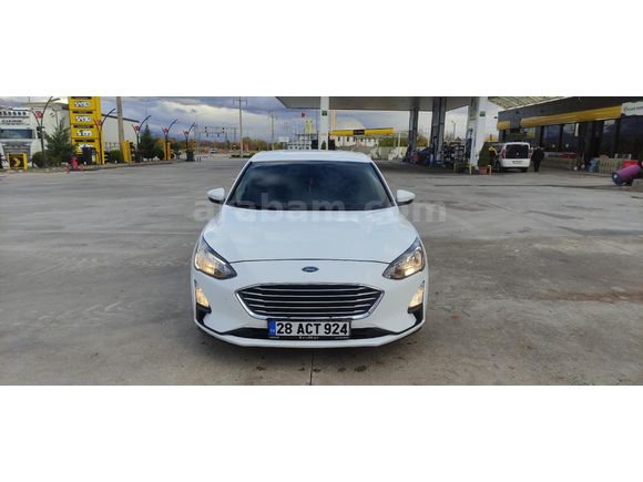 Sahibinden Ford Focus 1.5 TDCi Trend X 2020 Model  142.000 km Beyaz