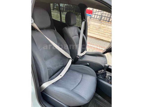 Sahibinden Renault Clio 1.4 Privilege 2004 Model 