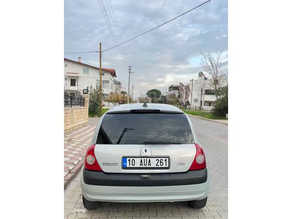 Sahibinden Renault Clio 1.4 Privilege 2004 Model 