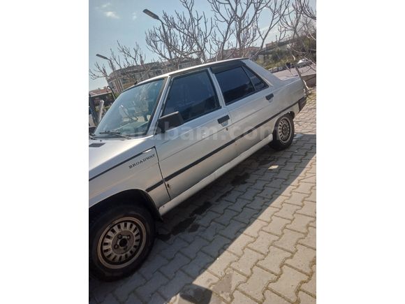 Sahibinden Renault R 9 1.4 Broadway GTE 1990 Model