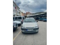 Galeriden Renault Clio 1.4 RTA 2001 Model Konya