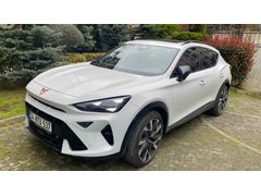 Sahibinden düşük KM li Komple PPF ve cam filmli 1.5 204 beygir PHEV