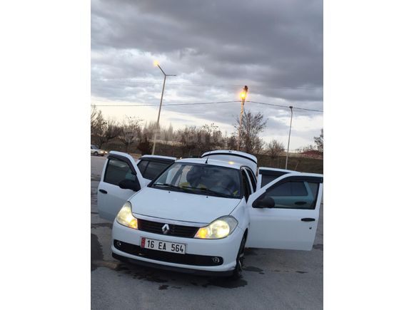 Sahibinden Renault Symbol 1.5 dCi Authentique 2011 Model  258.000 km Beyaz