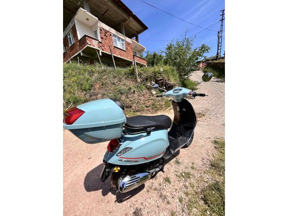 Sadece 600 
km de Kuba Azure 50  