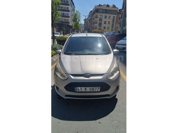 Sahibinden Ford B-Max 1.4 Titanium 2013 Model