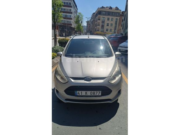 Sahibinden Ford B-Max 1.4 Titanium 2013 Model