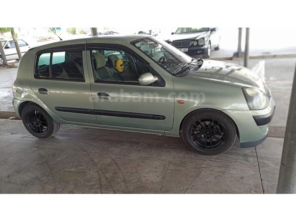 Sahibinden Renault Clio 1.4 Privilege 2003 Model