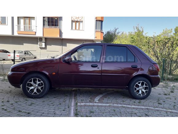 Sahibinden Ford Fiesta 1.25 Flair 1998 Model 
