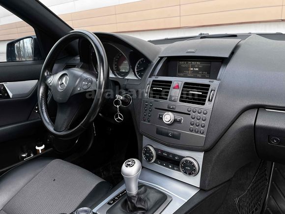 Sahibinden Mercedes - Benz C 180 Kompressor BlueEfficiency AMG 2010 Model 