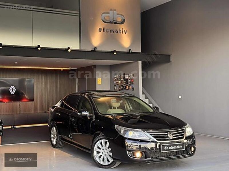 Galeriden Renault Latitude 1.5 dCi Privilege 2013 Model İstanbul 305.550 km Siyah