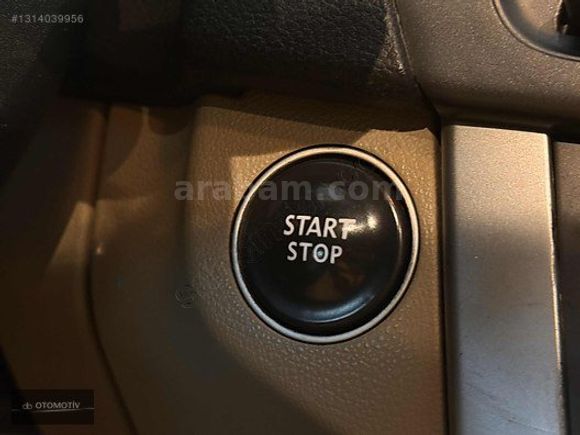 db OTOMOTİV 2013 RENAULT LATITUTE 1.5 PRİVİLEGE CAM TAVAN OTM.