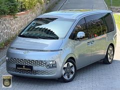 2023 STARİA 4*4 OTOMOBİL 8+1 ORJİNAL CAMTAVAN FOCAL SES S.
