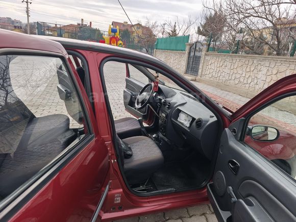 Sahibinden Dacia Logan 1.4 Ambiance 2006 Model