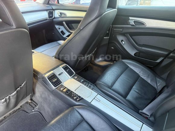 AY YILDIZ OTOMOTİV'DEN PORSCHE PANAMERA 4