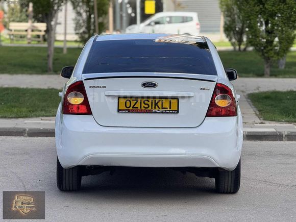 ÖZ IŞIKLI OTOMOTİVDEN 2010 FORD FOCUS 95 HP 3 LOKAL