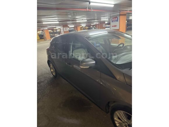MEMURDAN TEMİZ 
Sahibinden Ford Focus 1.6 Ti-VCT Style 2012 Model 