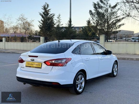 İSKENDER OTOMOTİV'DEN CAM GİBİ FORD FOCUS