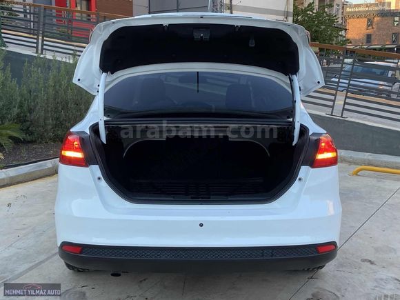 MEHMET YILMAZ AUTO'DAN HATASIZ 150 KM'DE FOCUS