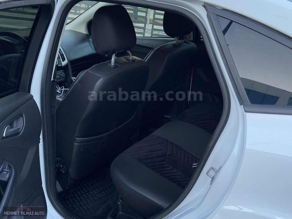 MEHMET YILMAZ AUTO'DAN HATASIZ 150 KM'DE FOCUS